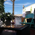 Casa Manuela, Mas Que Casa, Un Hogar