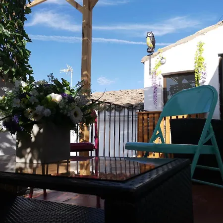 Casa Manuela, Mas Que Casa, Un Hogar