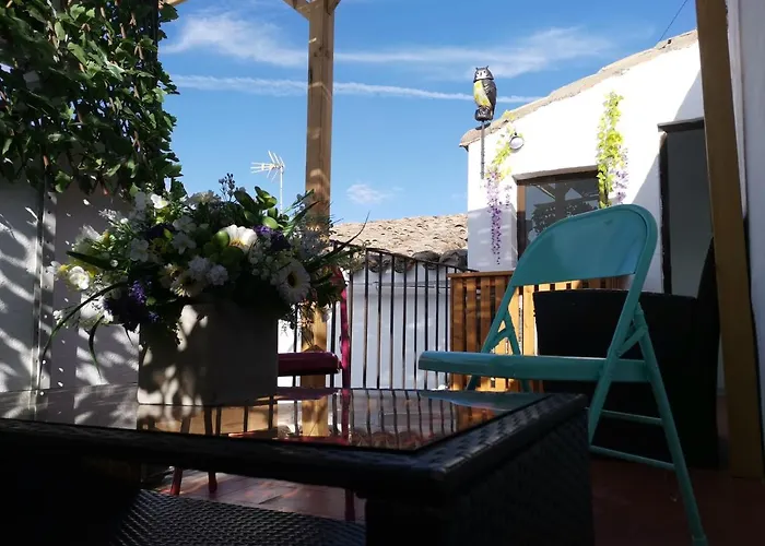 Casa Manuela, Mas Que Casa, Un Hogar